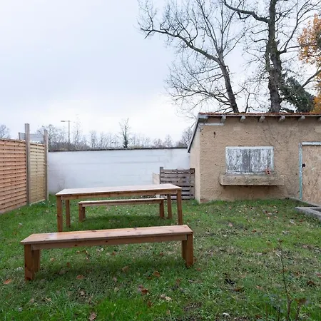 Charite Bas Logement 75 M2 Avec Jardin Prive Angouleme